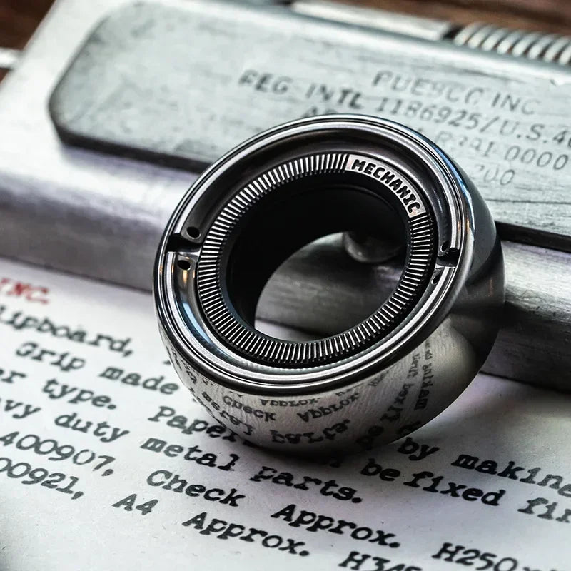 Ratchet Magnetic Gyro Spinner